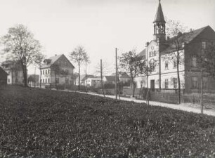 Schule : Ortsteilansicht mit Schule
