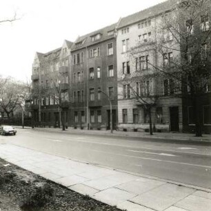 Cottbus, Wilhelm-Külz-Straße 49/51. Straßenansicht