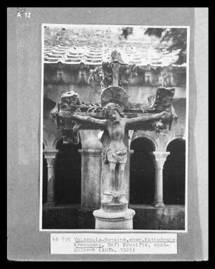 Kruzifix mit rückseitiger Madonna