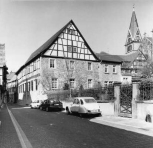 Marienhaus; Heppenheim, Laudenbacher Tor 2