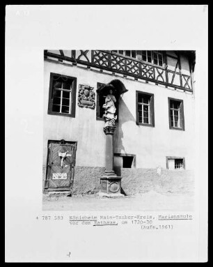 Mariensäule vor dem Rathaus