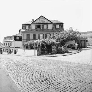 Gutsschenke Feldtor / Weingut Müller; Rüdesheim, Oberstraße 9
