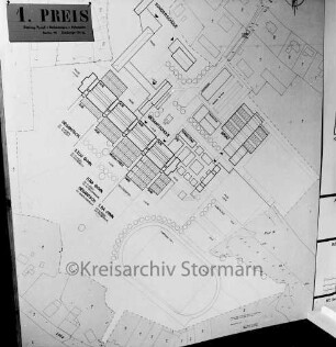 Schulzentrum: Kreisgymnasium I und Sportgebäude: Architektenwettbewerb: 1. Preis: Entwurf der Architekten Hans-Joachim Pysall und Eike Rollenhagen: Planzeichnung