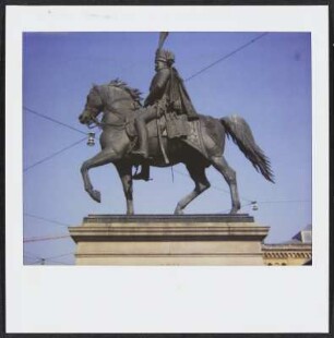 Ernst-August-Denkmal am Hauptbahnhof Hannover
