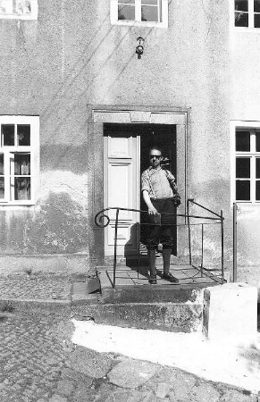 Kubschütz-Blösa. Ehem. Niedermühle, Eingang zur Gastwirtschaft mit Udo Boden