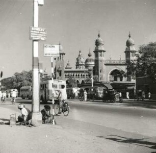 Madras, Indien. Stadtzentrum. Blick gegen den Justizpalast