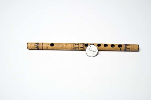 open transverse flute with finger holes