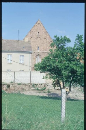 Prenzlau, Dominikanerkloster,Prenzlau, Nikolaikirche (53.311, 13.86) : Blick auf Westgiebel von Nikolaikirche