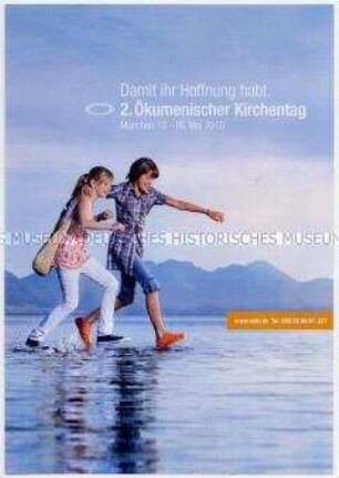 Poster zum 2. Ökumenischen Kirchentag vom 12. bis 16. Mai 2010 in München, Motiv Rentnerin