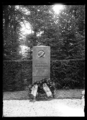 Stuttgart, Waldfriedhof, Gedenktafel