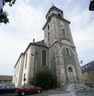 Bad Salzungen. Stadtpfarrkirche Sankt Simplicius. Ansicht von Nordwesten