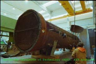 Zerlegung eines Tanks der Wiederaufarbeitungsanlage Karlsruhe (WAK)