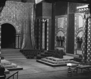 Bühnenbild: Thronsaal