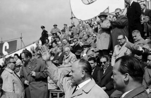 Berlin: Willy Brandt und Bundestagspräsident Gerstenmaier