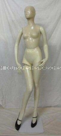 Figurine Frau aus der MfDG-Dauerausstellung