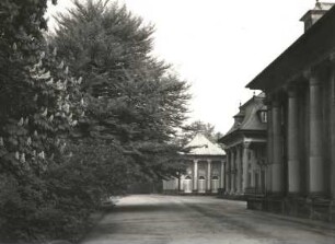 Dresden-Pillnitz. Schloss Pillnitz. Bergpalais. Gartenseite