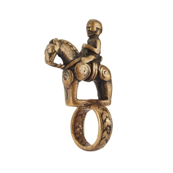 Ring with cavalryman