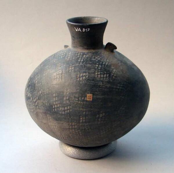 Clay vessel