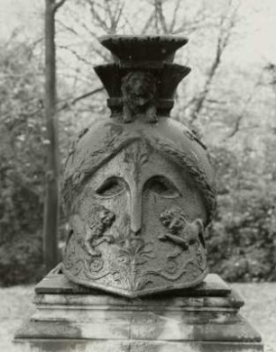 Grabmal für Oberst A. H. C. von Below, gest. 1838