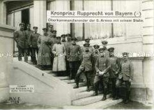 Kronprinz Rupprecht von Bayern mit seinem Stab