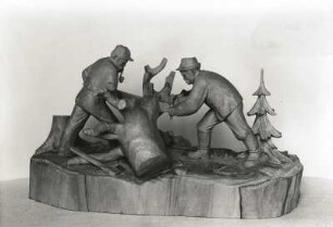Erzgebirgische Waldarbeiter : Erzgebirgische Waldarbeiter. Holz, geschnitzt (1940; E. Legler)
