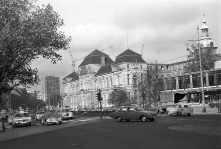 Berlin: Akademie am Steinplatz und Hardenbergstraße mit Telefunkenhaus