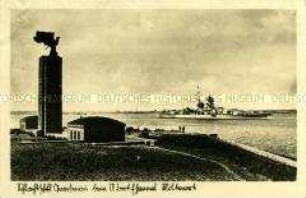 U-Boot-Ehrenmal in Möltenort mit Schlachtschiff