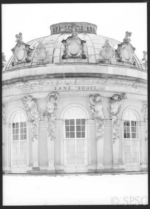 Potsdam, Schloss Sanssouci Gartenseite.