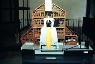 technisches Museum Neue Hütte: Querschnittsmodell Hochofen