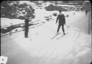 Personen beim Skifahren