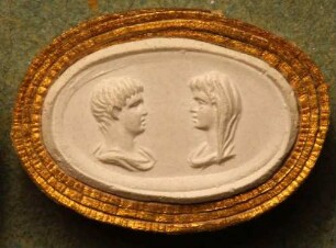 Profilbildnisse des Caracalla und der geschleierten Julia Domna (Daktyliothek, Zweites Historisches Tausend)