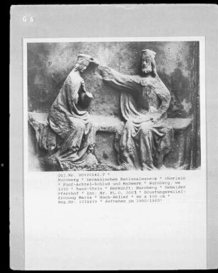 Brüstungsreliefs — Krönung Mariä