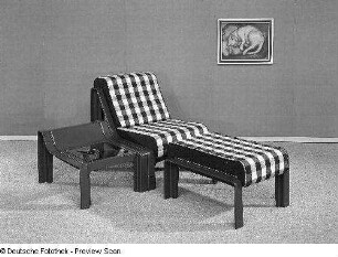 Sessel mit Fußhocker und Beistelltisch (1981; Petrolchemisches Kombinat Schwedt)