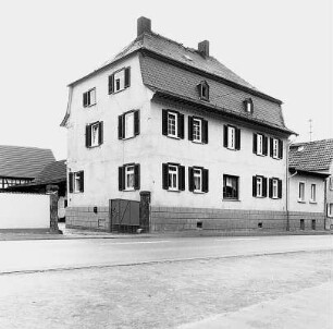 Wöllstadt, Frankfurter Straße 6