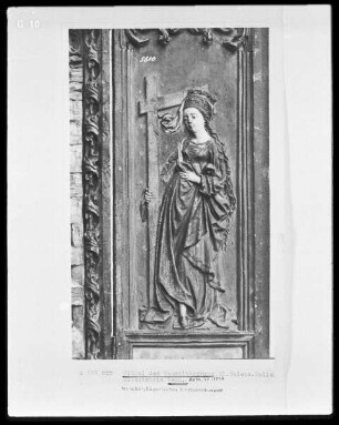 Hausaltärchen mit Reliefs — Heilige Helena