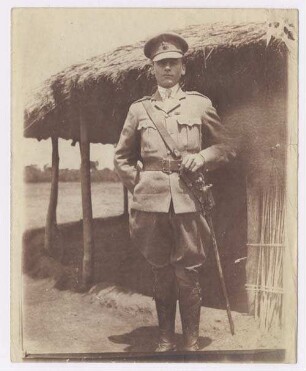 Hans Schomburgk in Parade-Uniform