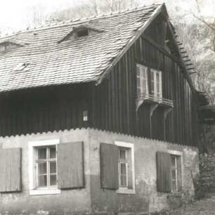 Cossebaude, Talstraße 62. Weingut (1786/1800). Wohnhaus