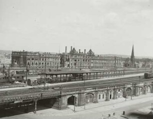 Dresden-Altstadt. Lüttichaustraße. Ruinen und Trümmerberge
