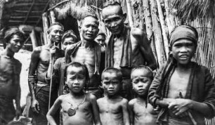 Gruppenportrait der Li (Sammlung Hans Stübel - 2. Forschungsreise durch Hainan 1932)