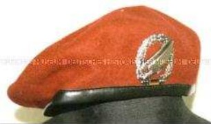 Barett für Angehörige der Fallschirmjäger der Bundeswehr