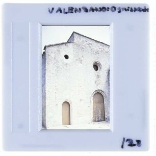 Valenzano, Chiesa di Ognissanti : Fassade