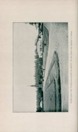 Michiels-plein met Michiels-monument en gebouw van den Raad van Justitie te Padang