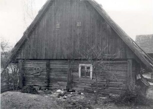 Altes Haus in Sprey : Bauwesen - Wohnung, Exterieur. Ort: Sprjowje / Sprey. Altes gebohltes Haus.