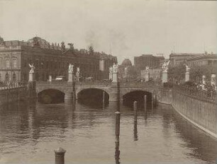 Ohne Titel (Schlossbrücke)