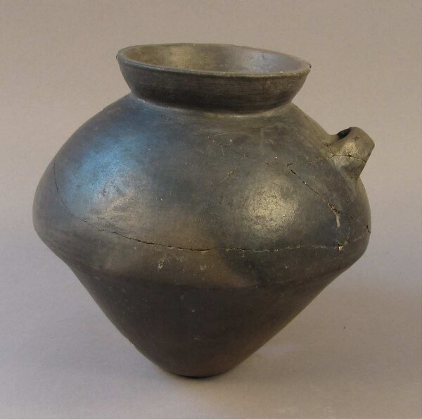 Clay vessel