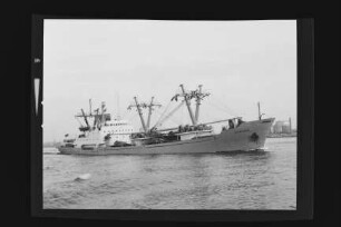 Duburg ex Hoegh Susann (1967), Frachtschiff, Lauter-Elbe-Reederei, Hamburg, Bau-Nr. 490/1207