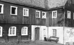 Steinigtwolmsdorf (obersorbisch Wołbramecy). Wesenitzmühle, im Hof