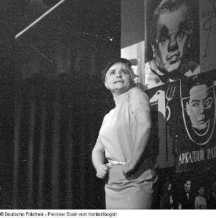 Kabarett Herkuleskeule mit Programm "Lach schneller, Genosse", Dresden 1968. Mit Gisela Grube, Jutta Rockstroh, Fritz Ehlert, Hans Glauche, Matthias Griebel und Manfred Schubert