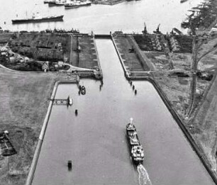 Große Seeschleuse Emden/Ems