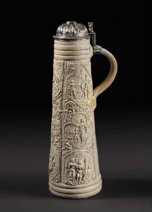 Bierkrug aus Siegburger Steinzeug